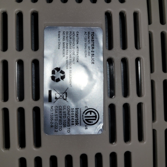 NIB Retro 2 slice toaster - Picture 5 of 5